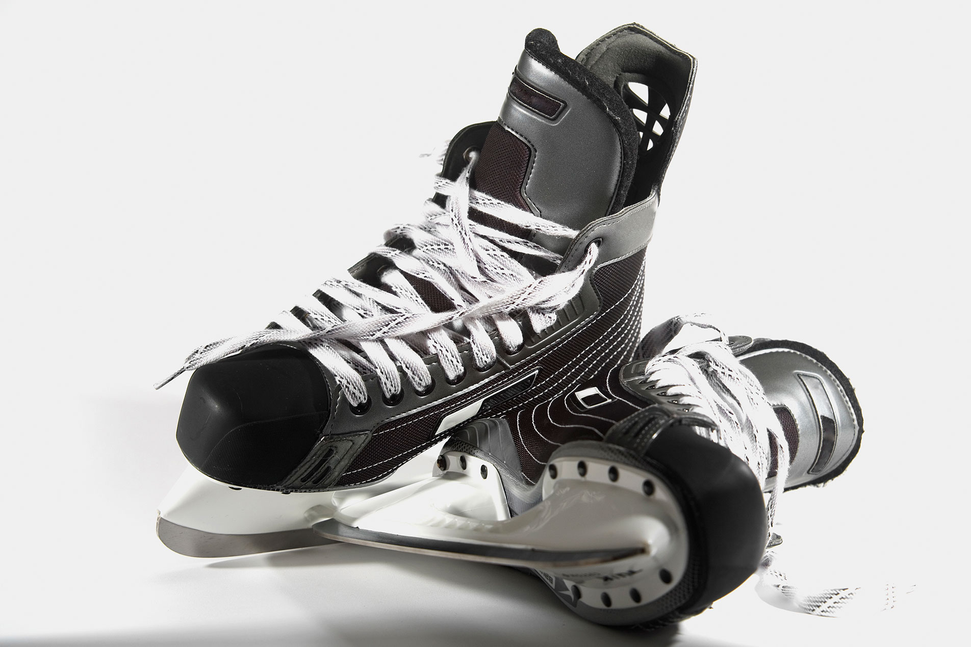 Wir schleifen Ihre Schlittschuhe Sport Schefe
